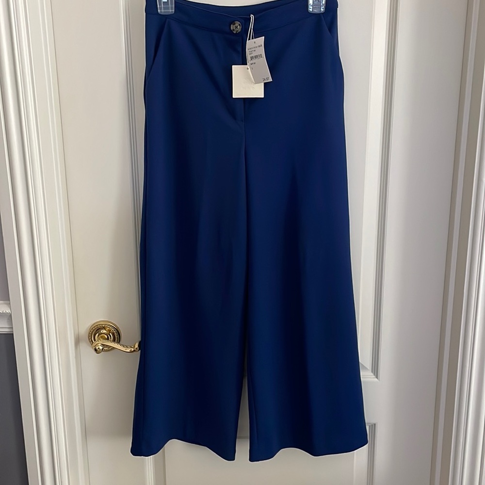 NWT Good Luck Gem navy wide leg cropped trousers